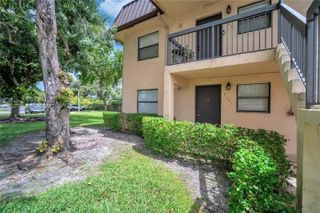 9181 NW 1st Ct 101, Pembroke Pines, FL 33024