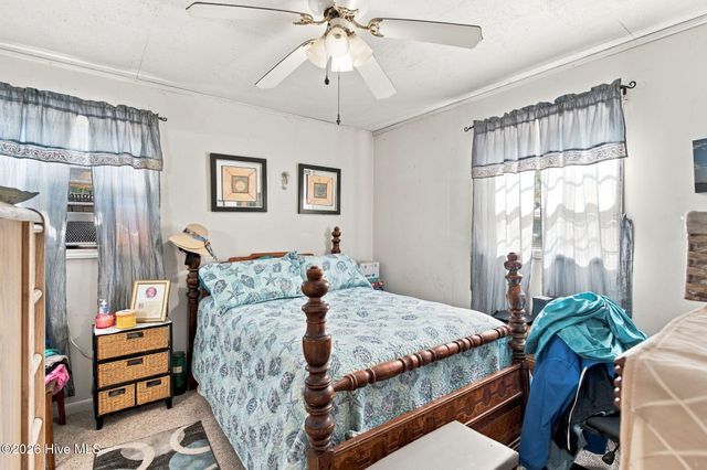 154 Bryan Road, Wilmington, NC 28412