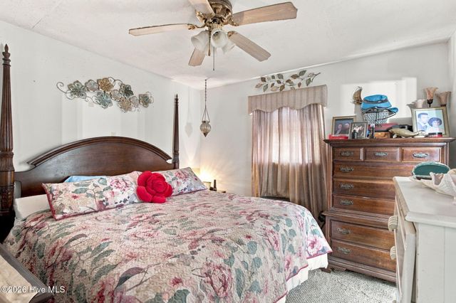 154 Bryan Road, Wilmington, NC 28412