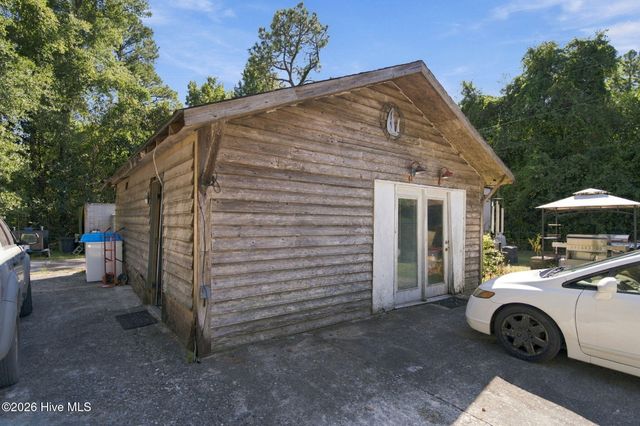 154 Bryan Road, Wilmington, NC 28412