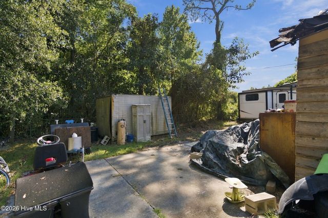 154 Bryan Road, Wilmington, NC 28412