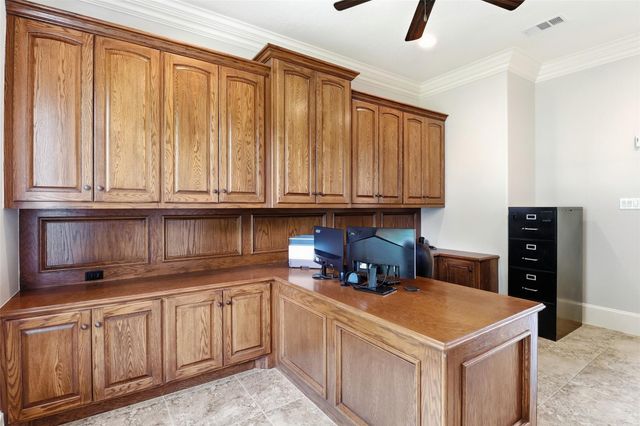 105 Brazos Hill Lane, Sealy, TX 77474