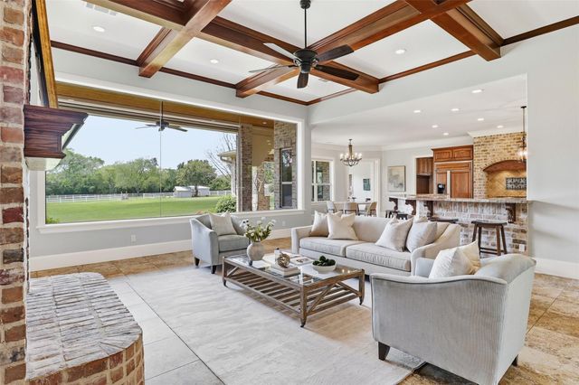 105 Brazos Hill Lane, Sealy, TX 77474