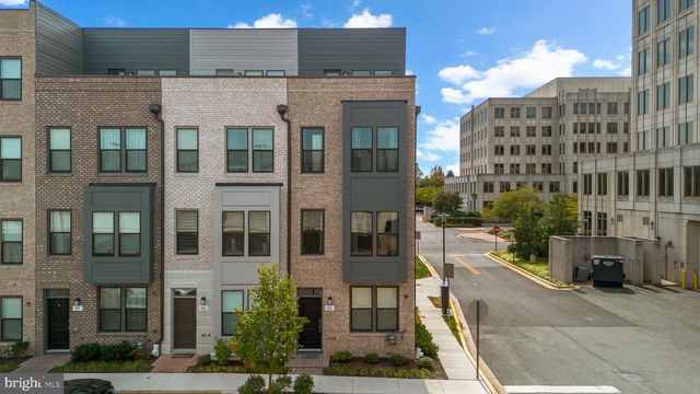 863 KING FARM BLVD, Rockville, MD 20850