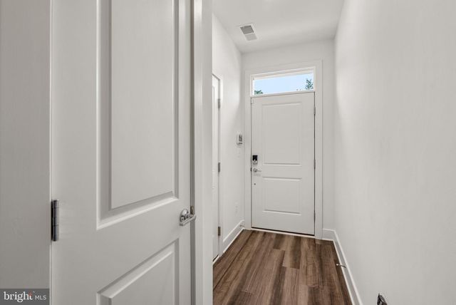 863 KING FARM BLVD, Rockville, MD 20850