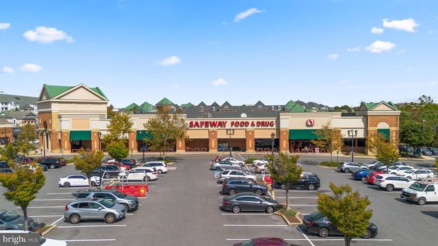 863 KING FARM BLVD, Rockville, MD 20850