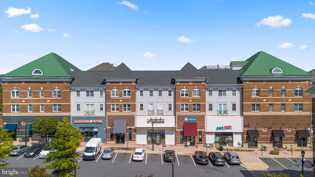 863 KING FARM BLVD, Rockville, MD 20850