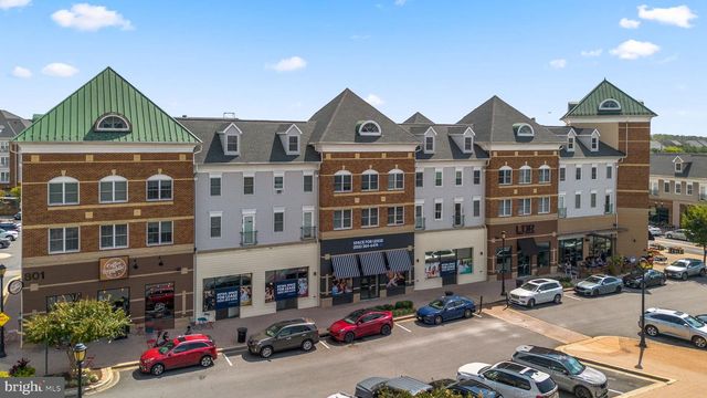 863 KING FARM BLVD, Rockville, MD 20850