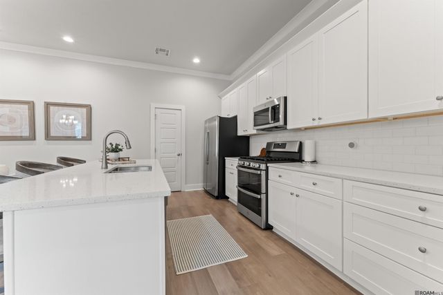 10152 The Grove Ave, Baton Rouge, LA 70836