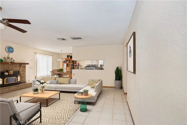 7486 Earhart Avenue, Hesperia, CA 92345