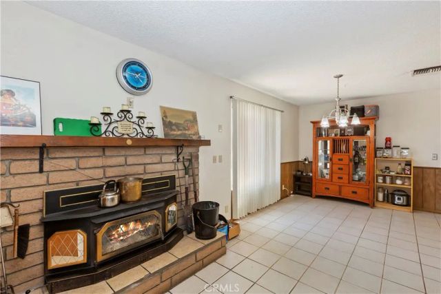 7486 Earhart Avenue, Hesperia, CA 92345