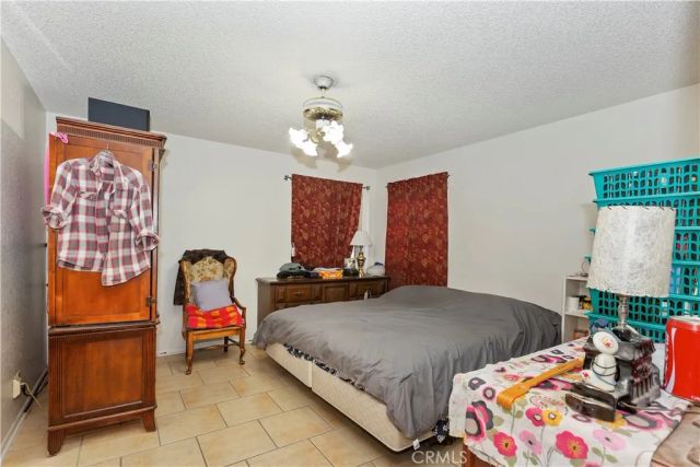 7486 Earhart Avenue, Hesperia, CA 92345