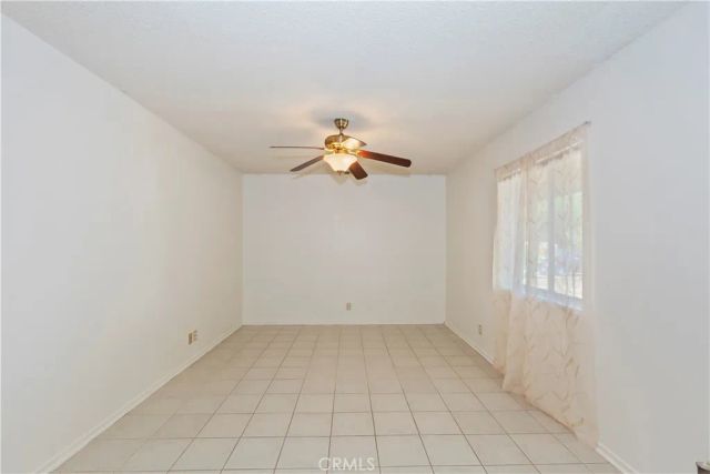 7486 Earhart Avenue, Hesperia, CA 92345