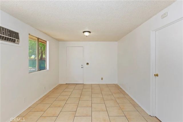 7486 Earhart Avenue, Hesperia, CA 92345