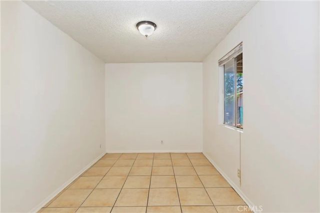 7486 Earhart Avenue, Hesperia, CA 92345