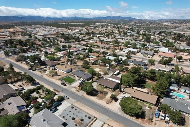 7486 Earhart Avenue, Hesperia, CA 92345