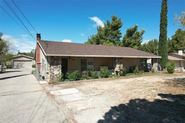 7486 Earhart Avenue, Hesperia, CA 92345