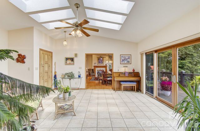 112 Windy Gap Road, Asheville, NC 28804