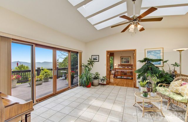 112 Windy Gap Road, Asheville, NC 28804