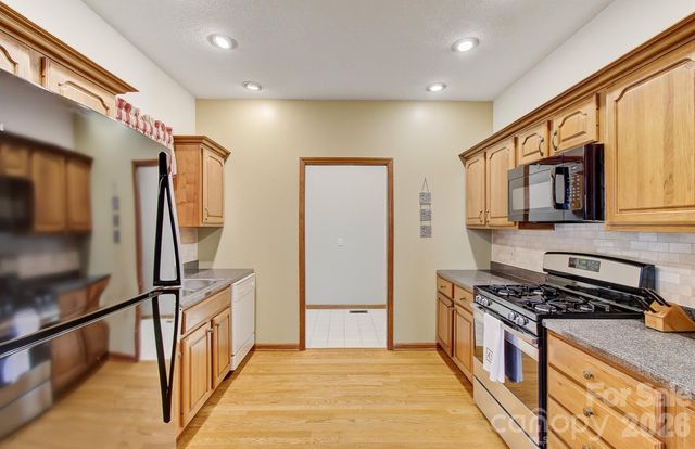 112 Windy Gap Road, Asheville, NC 28804