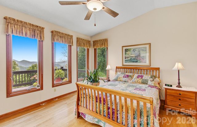 112 Windy Gap Road, Asheville, NC 28804