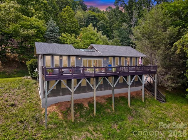 112 Windy Gap Road, Asheville, NC 28804