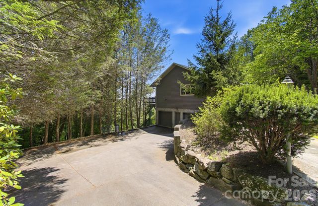 112 Windy Gap Road, Asheville, NC 28804
