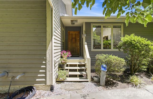112 Windy Gap Road, Asheville, NC 28804