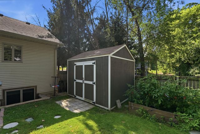 5790 Newgate Avenue N, Stillwater, MN 55082