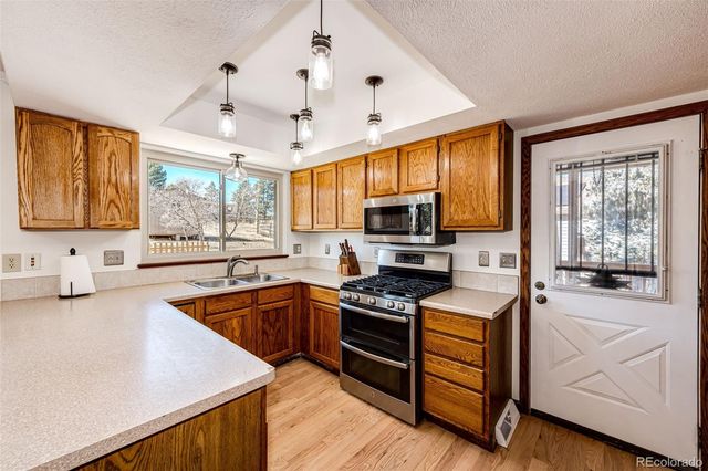 6920 Hillside Way, Parker, CO 80134