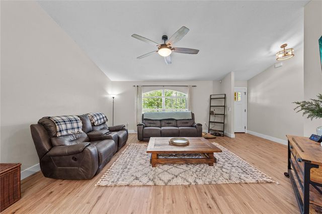 3839 LAKEVIEW ACRES RD, St Cloud, FL 34772