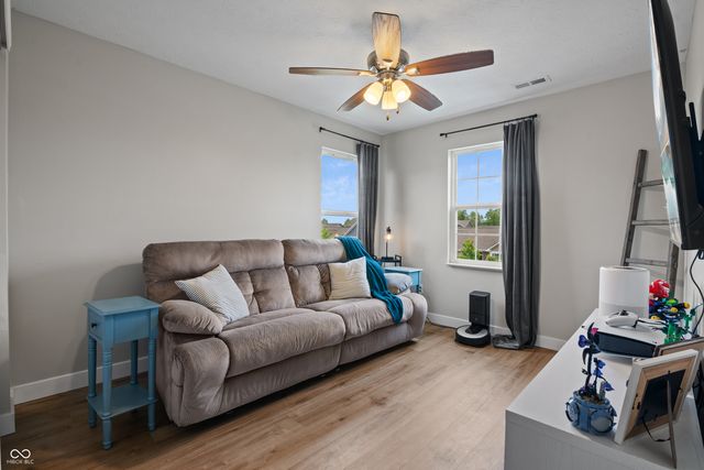 941 Knox Drive, Franklin, IN 46131