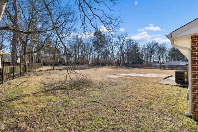 524 Idlewood Dr, Mount Juliet, TN 37122