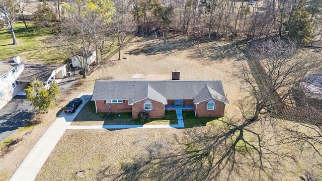 524 Idlewood Dr, Mount Juliet, TN 37122