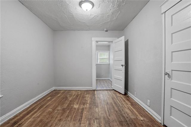 3919-3921 Norledge Avenue, Kansas City, MO 64123