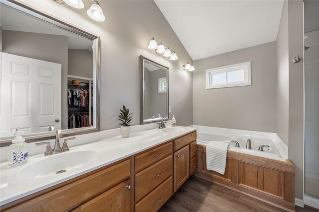 1104 NW Gabus Circle, Grimes, IA 50111
