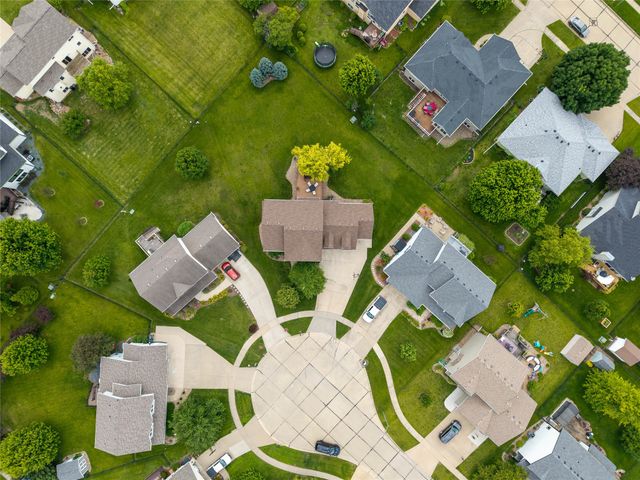 1104 NW Gabus Circle, Grimes, IA 50111