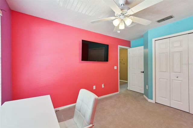 17737 ESPRIT DRIVE, Tampa, FL 33647