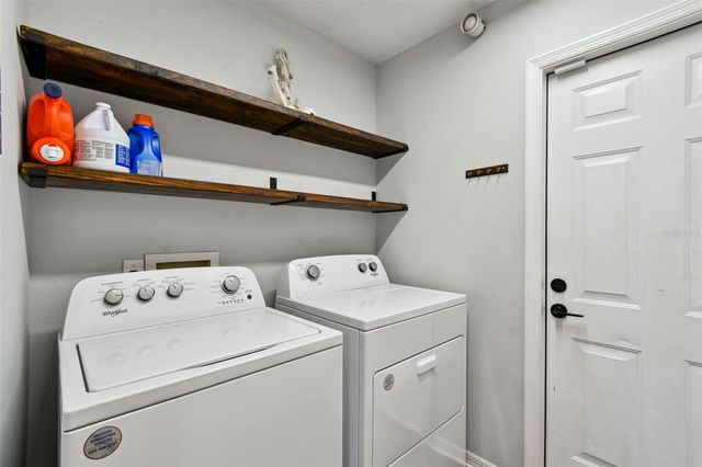 17737 ESPRIT DRIVE, Tampa, FL 33647