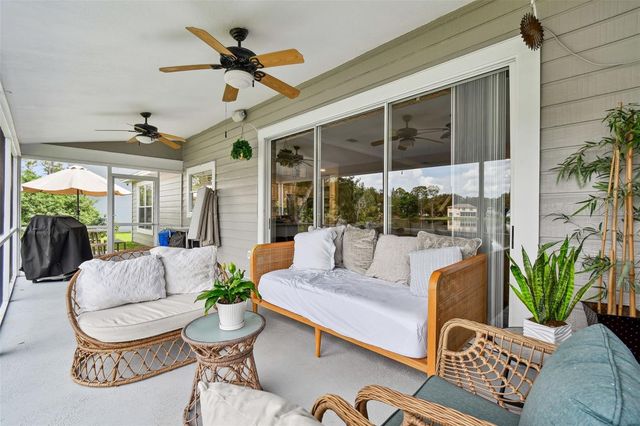 17737 ESPRIT DRIVE, Tampa, FL 33647