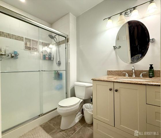 31 Wynwood Drive, South Brunswick, NJ 08852