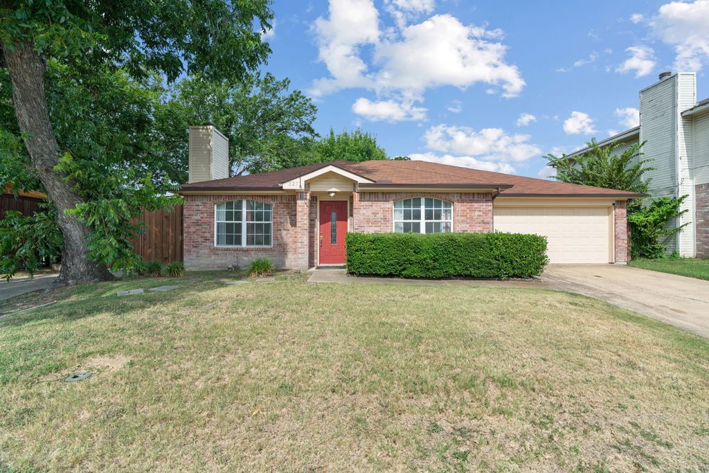 327 S Rogers Road, Irving, TX 75060