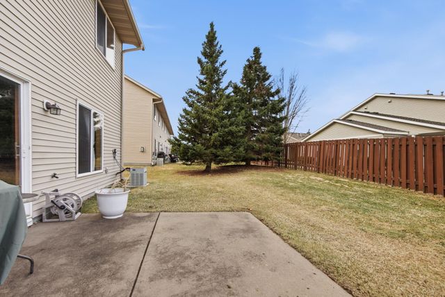 3512 Goodwin Avenue N, Oakdale, MN 55128