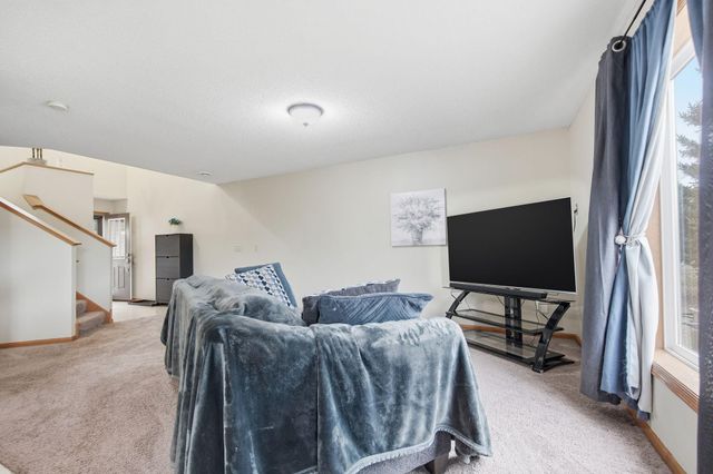 3512 Goodwin Avenue N, Oakdale, MN 55128