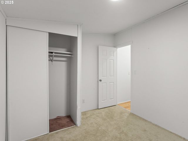 300 S EVEREST St 44, Newberg, OR 97132