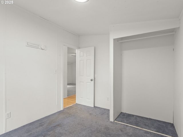 300 S EVEREST St 44, Newberg, OR 97132