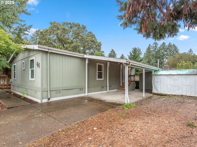 300 S EVEREST St 44, Newberg, OR 97132