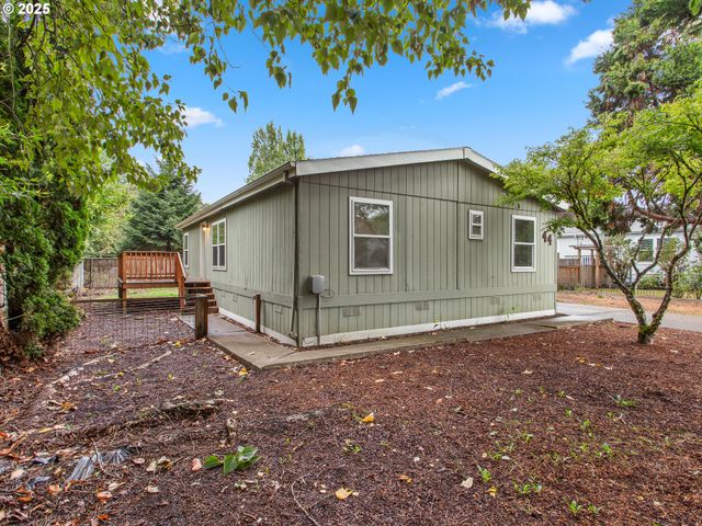 300 S EVEREST St 44, Newberg, OR 97132