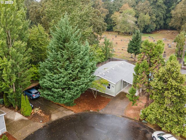 300 S EVEREST St 44, Newberg, OR 97132