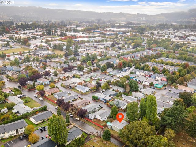 300 S EVEREST St 44, Newberg, OR 97132